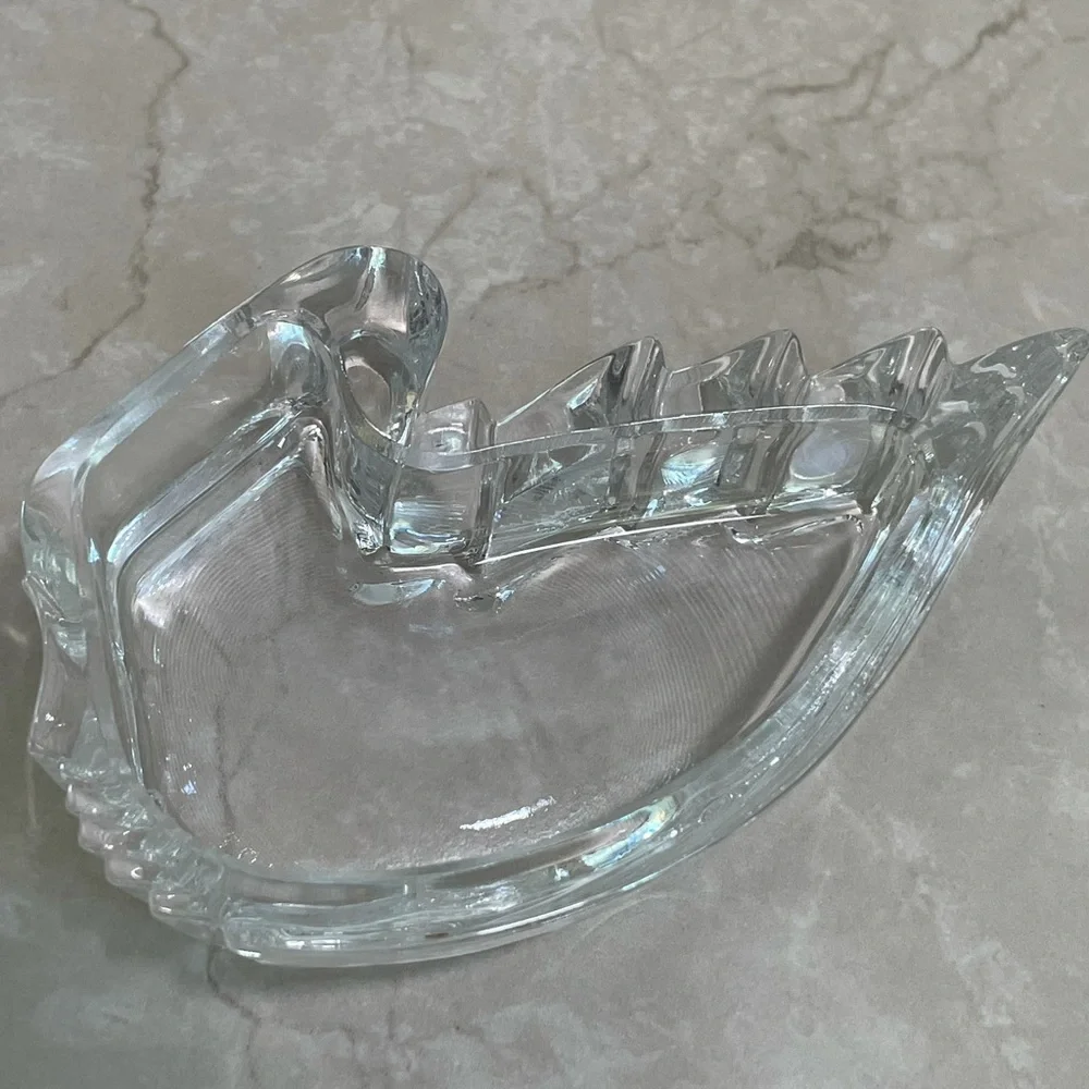 ✨3 for $15 Vintage Heavy Duck Crystal Ashtray, bundle 3 ashtrays for 15$🔥🔥 - Picture 1 of 4